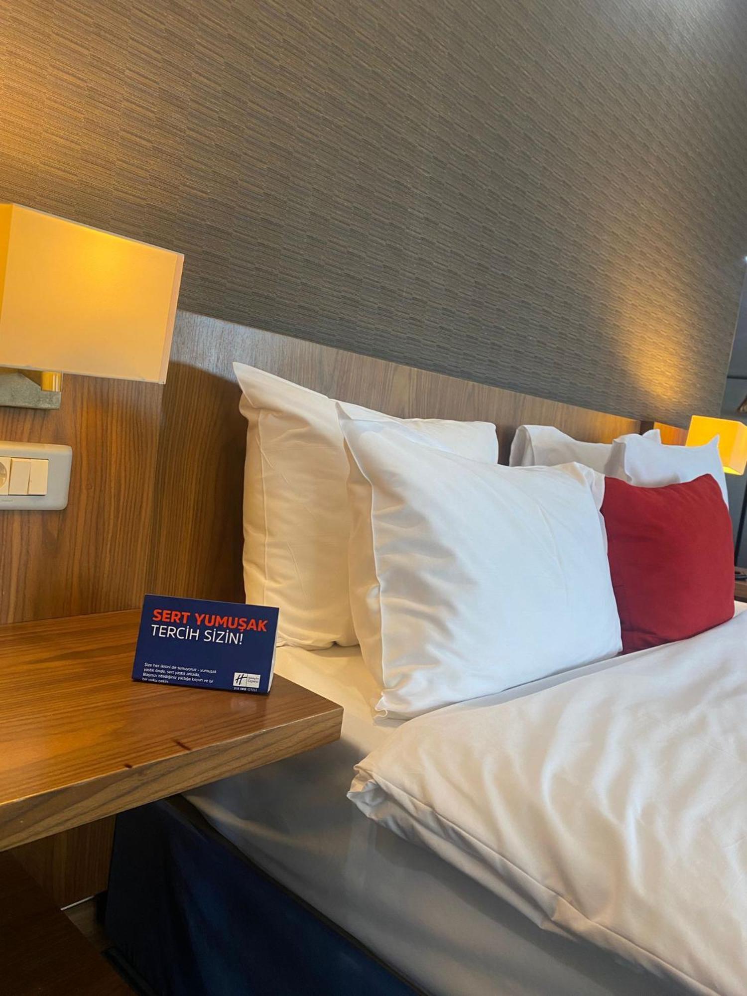 Holiday Inn Express Istanbul-Altunizade By Ihg Exterior foto