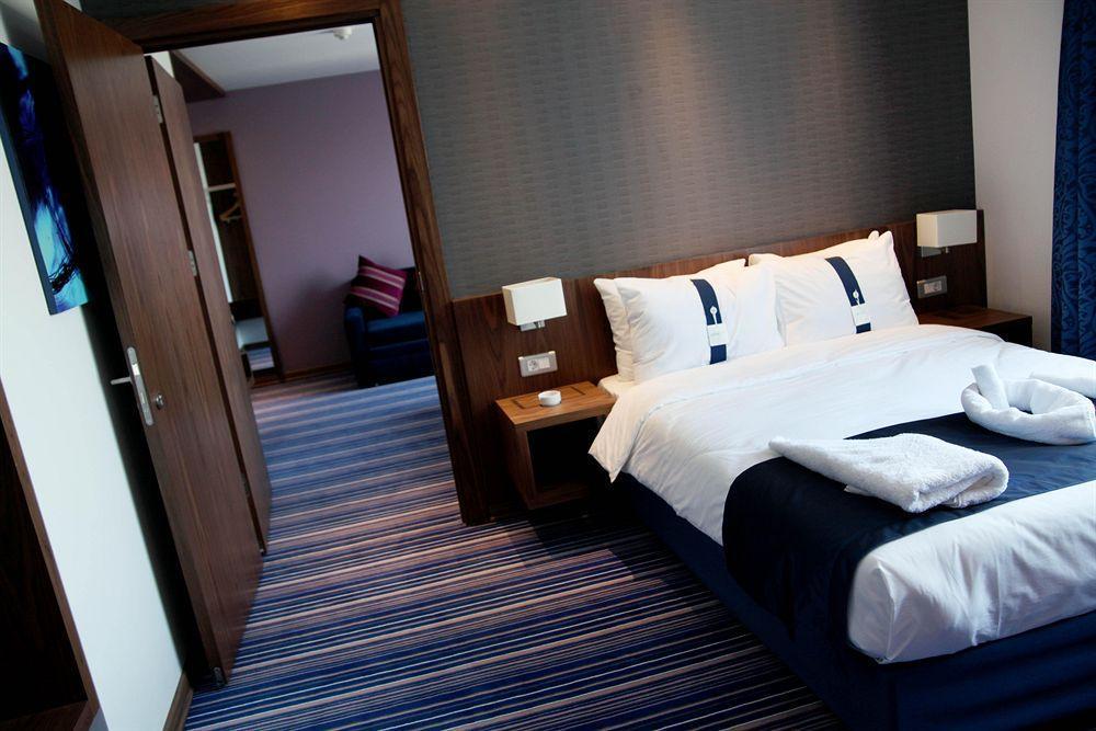 Holiday Inn Express Istanbul-Altunizade By Ihg Quarto foto