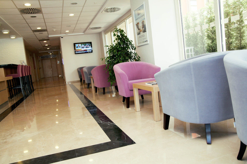Holiday Inn Express Istanbul-Altunizade By Ihg Exterior foto